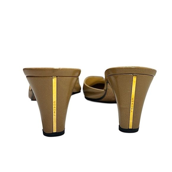 Classic Vintage Chanel Mules - Picture 5 of 13